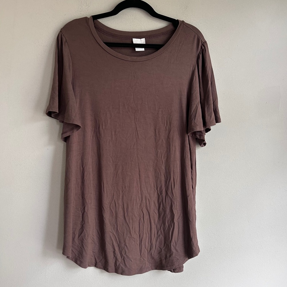 Chicos Brown Flutter Sleeve Scoop Neck Top Size 1 Medium Curved Hem Short Sleeve